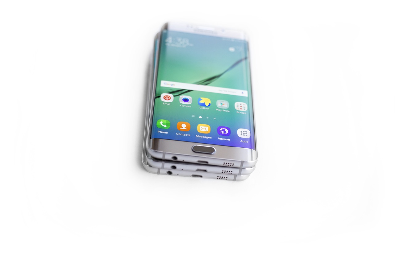 三星Galaxy S7 Edge 7100白色款閃耀登場(chǎng)，最新報價(jià)一覽