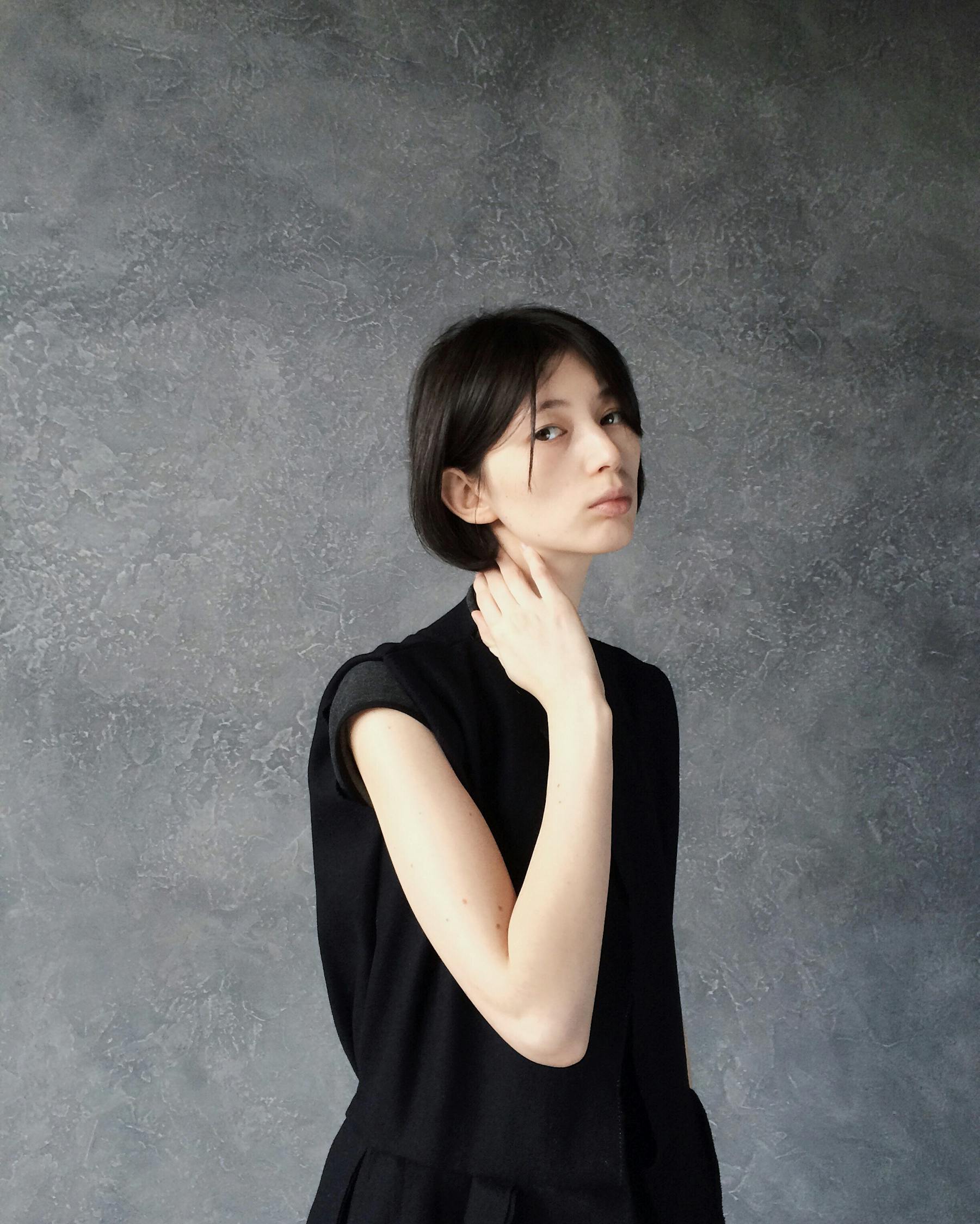 探索時(shí)尚前沿，2017年女性短發(fā)流行趨勢與發(fā)型設計